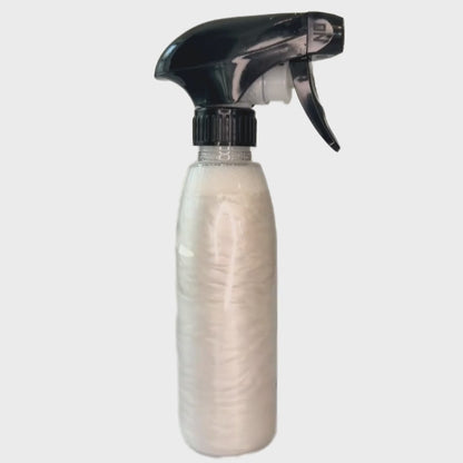 Gallop Glitter - Lux Sheen Spray in Gray/White